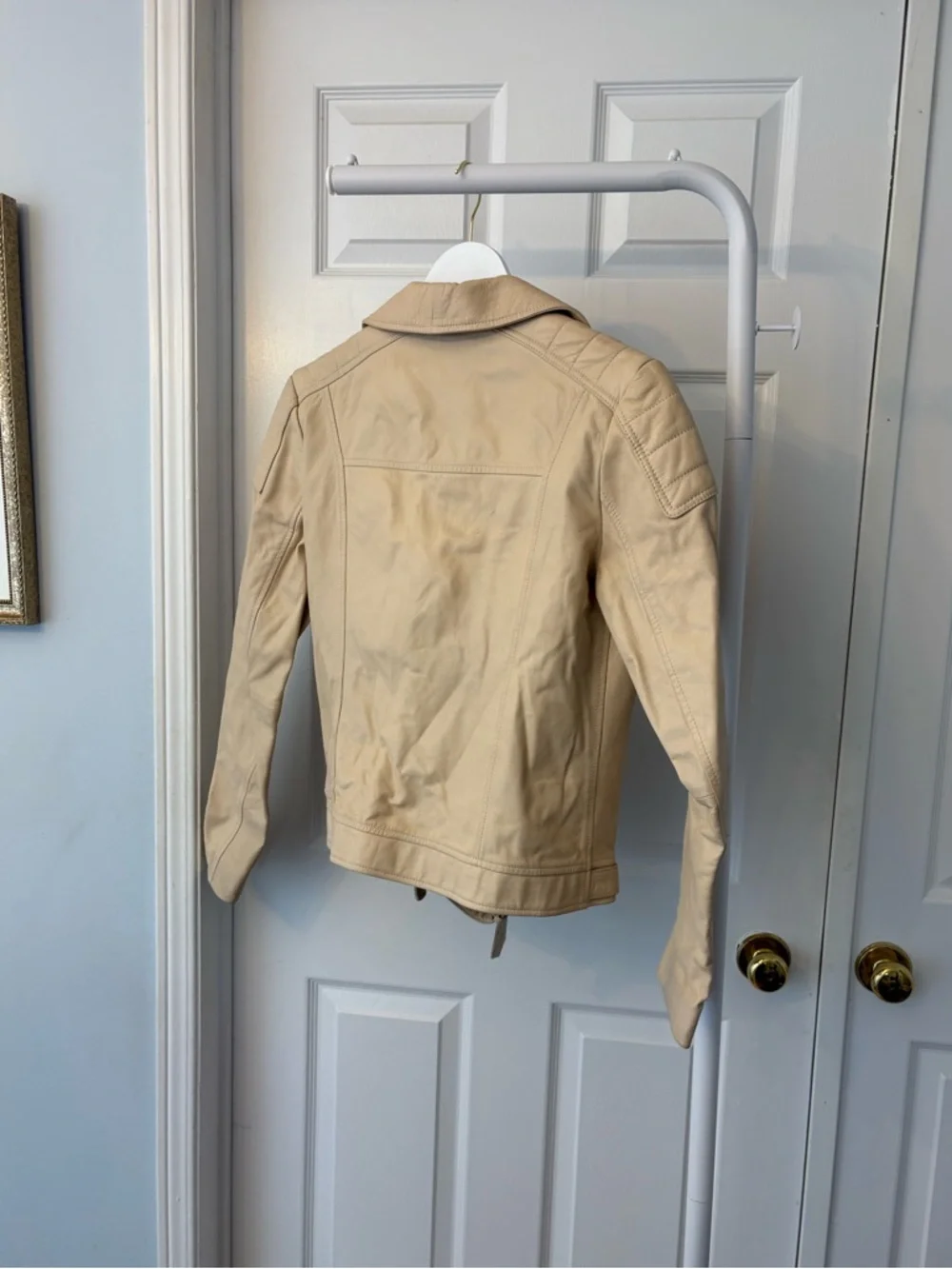 Uterque Cream Sheep Leather Jacket Blue Lining With Gold Hardware Size Small - Picture 13 of 16